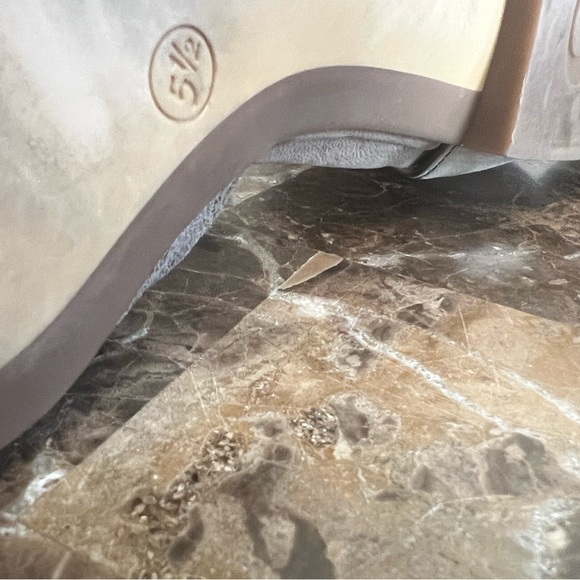 Paul Green Pointed Toe Ankle Strap Metallic Flats - Picture 16 of 16